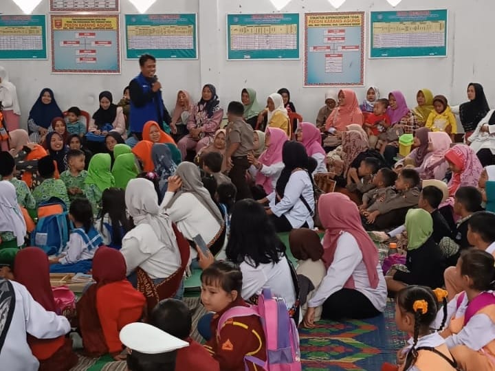 200 anak-anak dari berbagai kelompok usia ikuti Giat Literasi Erlangga.