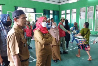 Wali Kota Tinjau Penyerahan Beras Tahap Kedua oleh Dinas Pangan