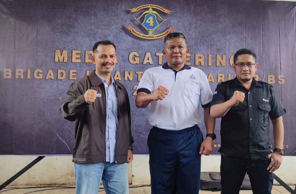 Pengurus SMSI Lampung Hadiri Coffee Morning Brigif 4 Marinir/BS