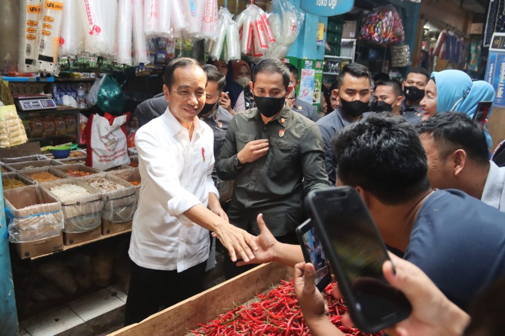 Arinal Djunaidi Dampingi Presiden Jokowi Saat Kunjungan Kerja ke Provinsi Lampung