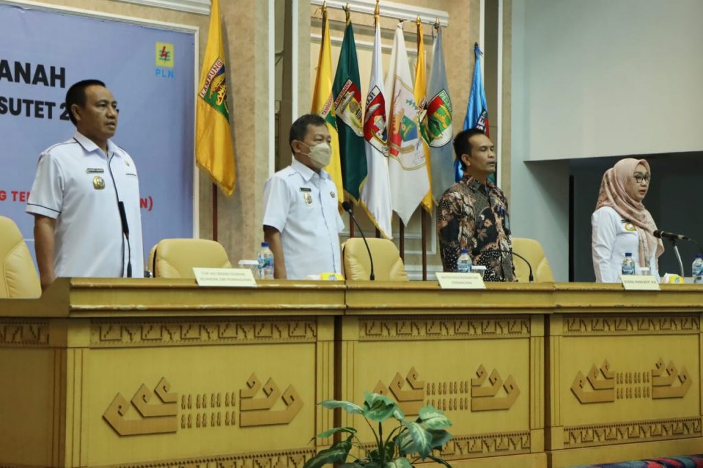 Asisten Perekonomian dan Pembangunan Buka Sosialisasi Pembangunan Jalur Sutet 275kV Gumawang-Lampung 1