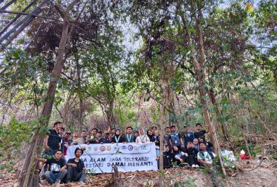 Densus 88 Tanam Pohon di Gunung Banten, Dorong Toleransi Lewat Pelestarian Lingkungan