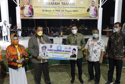 Gubernur Arinal Berikan Piagam serta Dana Pembinaan kepada Atlet Peraih Medali PON