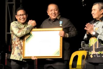 Gubernur Lampung Terima Penghargaan Abdi Ekonomi Desa