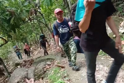 Mendaki Gunung Berapi di Ujung Sumatera