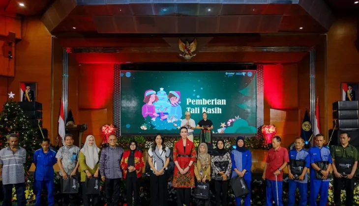 Hadiri Perayaan Natal, Menparekraf Ajak ASN Manfaatkan Pariwisata untuk Pererat Kerukunan