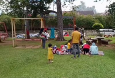 Menghirup Udara Segar di Taman Wisata Alam Wira Garden