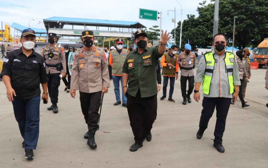 Gubernur Arinal Djunaidi Pastikan Layanan Arus Mudik di Bakauheni Berjalan Lancar