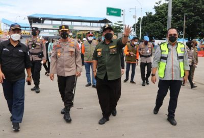 Gubernur Arinal Djunaidi Pastikan Layanan Arus Mudik di Bakauheni Berjalan Lancar