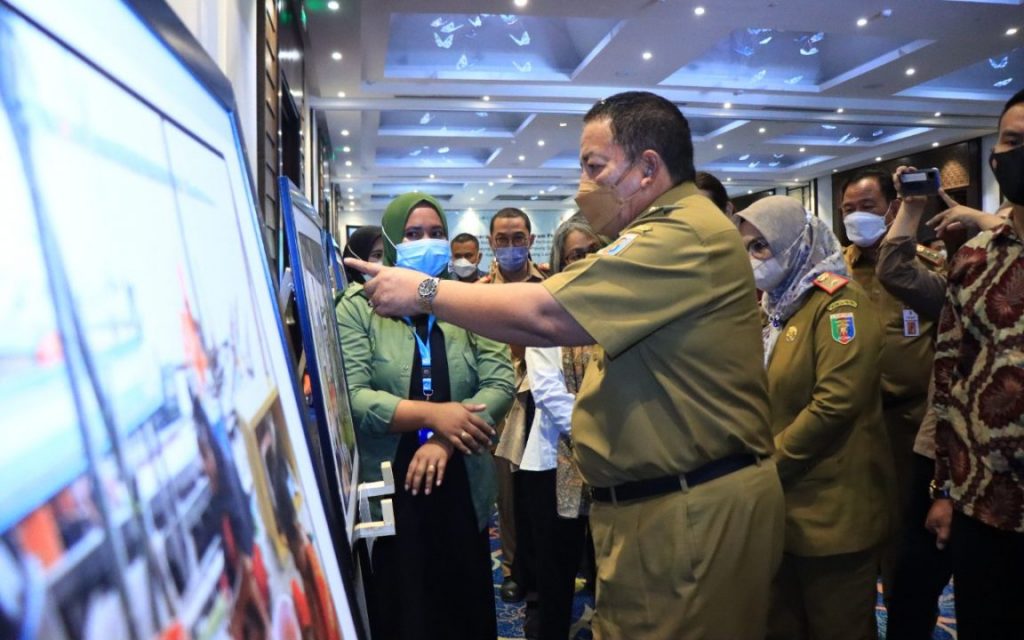 Gubernur Arinal Djunaidi Hadiri Pameran Foto dan Diskusi Program Photovoices