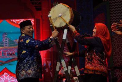 Wali Kota Eva Dwiana Dampingi Gubernur Buka MTQ 50 Tingkat Provinsi
