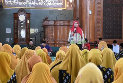Wali Kota Lepas 228 Jamaah Umroh Kloter Pertama