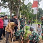 Gelar Karya Bakti, Pemkot dan TNI Gotong Royong Bersihkan Gorong-Gorong