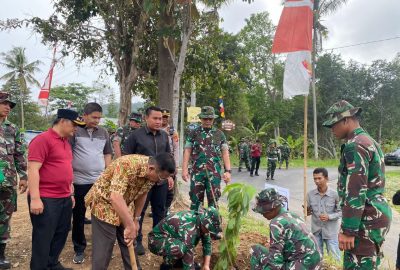 Gelar Karya Bakti, Pemkot dan TNI Gotong Royong Bersihkan Gorong-Gorong
