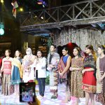 Kain Tapis Karya Desainer Oscar Lawalata, Tampil pada Acara Penutupan Jagantara