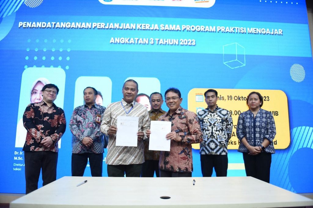 Kemendikbudristek Tandatangani Kerja Sama dengan Perguruan Tinggi Pelaksana Program Praktisi Mengajar