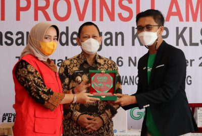 PMI Lampung Terima Bantuan Alkes dari GRAB Indonesia.