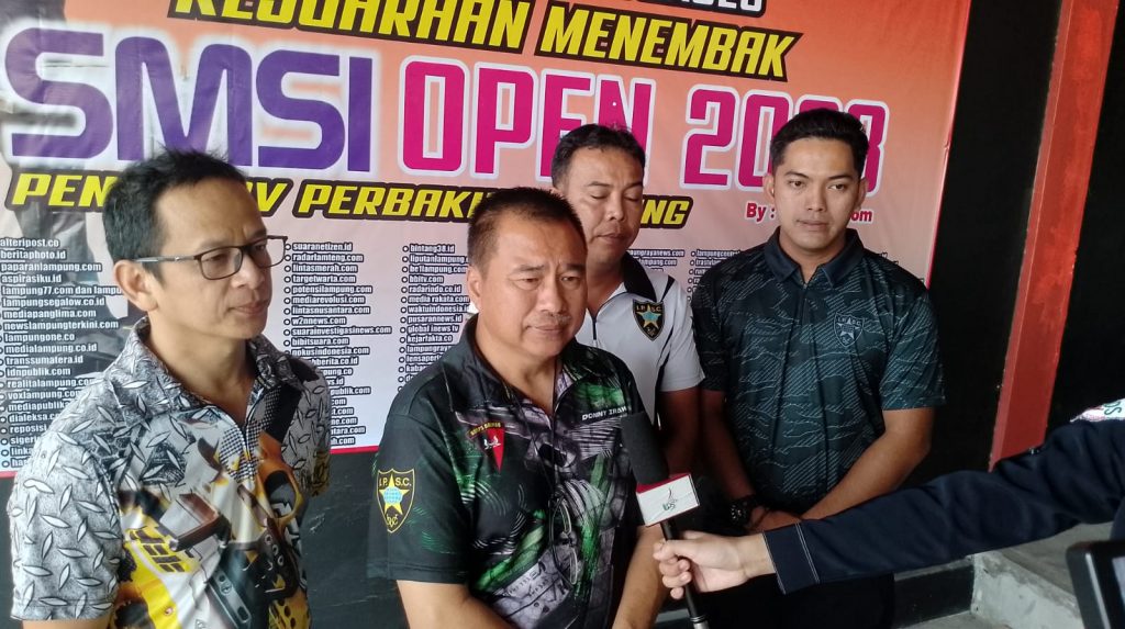 Ketua SMSI Lampung Resmi Buka Kejuaraan Menembak SMSI Open 2023