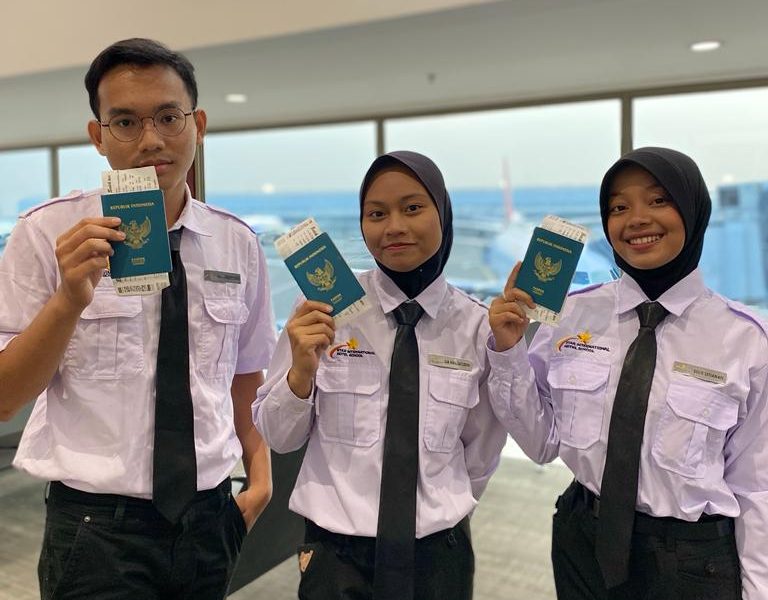 Mahasiswa Star International Hotel School Ikuti Program Magang di Malaysia