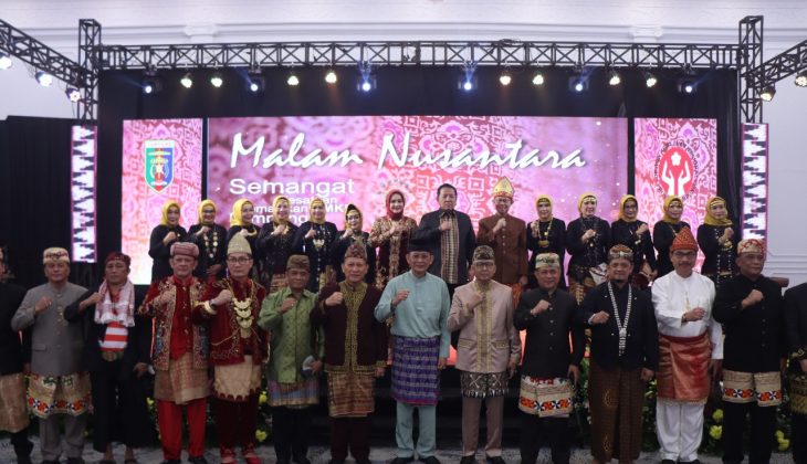 Malam Nusantara Berlangsung Semarak, Tamu Undangan Kenakan Pakaian Adat Berbagai Daerah di Indonesia di Indonesia