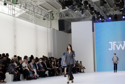Mendag Tegaskan Jakarta Fashion Week Harus Dapat Tumbuhkan Industri Fesyen