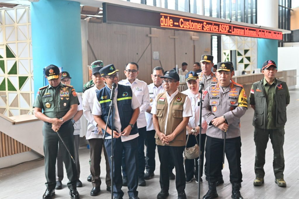 Menko PMK dan Stakeholder Tinjau Pelabuhan Merak untuk Kelancaran Nataru 2024