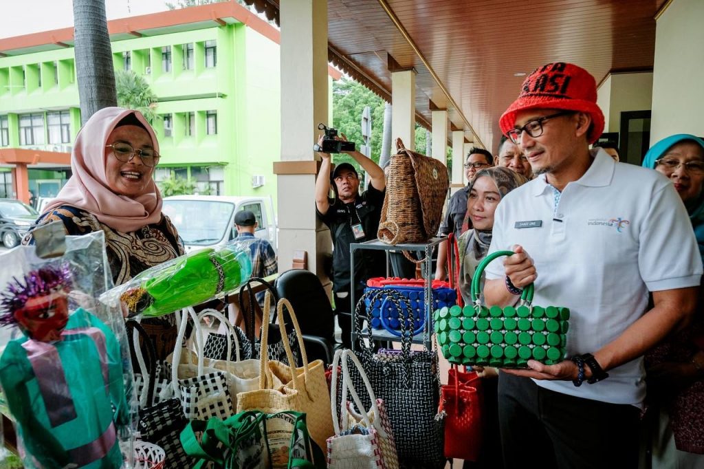 Menparekraf Dorong Pelaku UMKM dan Ekraf Manfaatkan Potensi Wisata MICE Kota Bekasi
