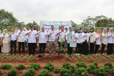 Pemprov Lampung Ikuti Kegiatan Penanaman 1.000 Pohon Buah