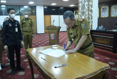 Pemprov Lampung Lakukan Penandatanganan Pakta Integritas Bersama Lembaga/Organisasasi Bernaung dalam LTSA-PMI Provinsi Lampung