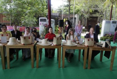 Pendamping Kepala Negara KTT G20 Ikuti Workshop Kerajinan Tangan dalam Spouse Program
