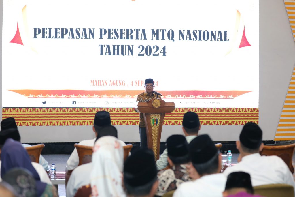 Pj Gubernur Samsudin Lepas Kafilah Provinsi Lampung untuk MTQ Nasional XXX Tahun 2024 di Kalimantan Timur