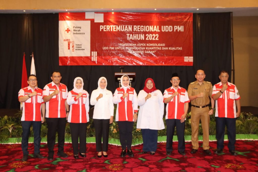 Riana Sari Arinal Hadiri Pertemuan Regional I Unit Donor Darah PMI Tahun 2022