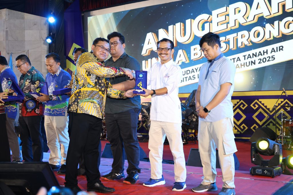 SMSI Lampung Raih Anugerah Be Strong dari Universitas Lampung