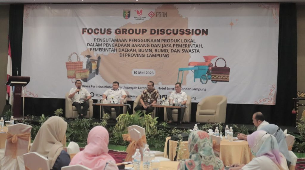 Senen Mustakim Buka FGD Pengutamaan Penggunaan Produk Lokal