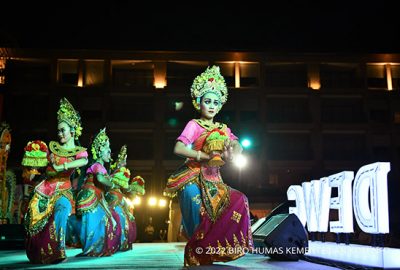 Tari Puspa Warna Sambut Delegasi G20 Digital Economy Working Group saat Acara Welcome Dinner