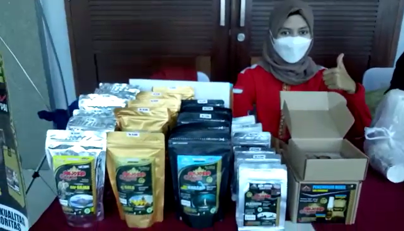 Stand Kopi Anjosi di Muswil VII ICMI Orwil Lampung