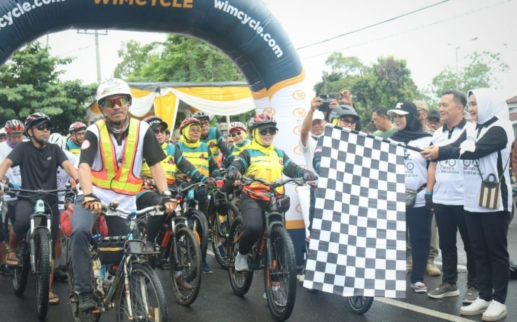 Wakili Gubernur, Senen Mustakim Hadiri Fun Bike HUT ke-72 Ikatan Dokter Indonesia
