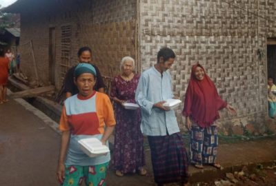Warga Kampung Cilimus Teluk Pandan Senang Disambangi OMG ACT Bandar Lampung