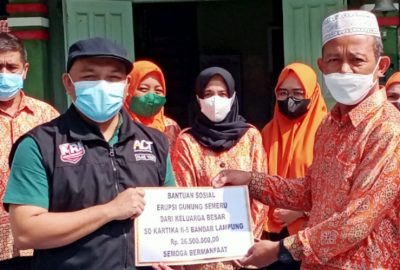 SD Kartika II-5 Serahkan Bantuan untuk Korban Erupsi Merapi