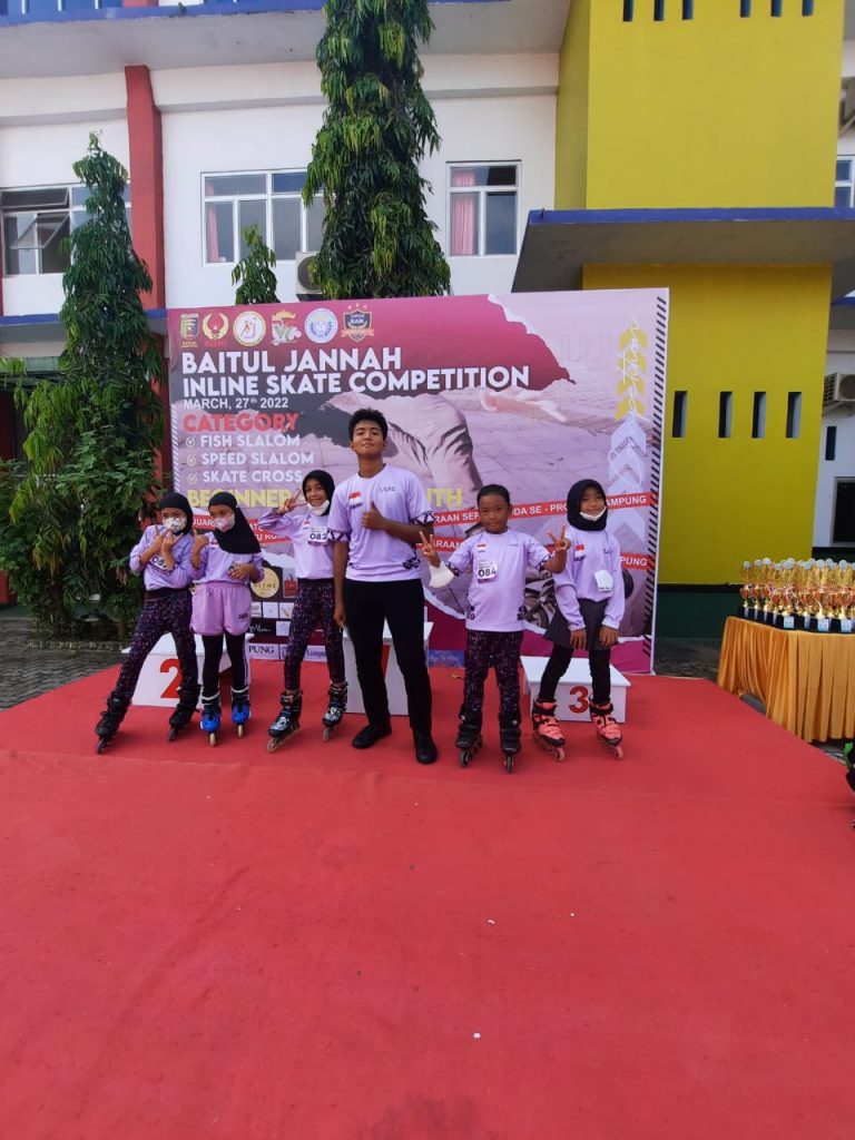 Atlet Sepatu Roda Putri LILAC Dominasi Baitul Jannah Inline Skate Competition