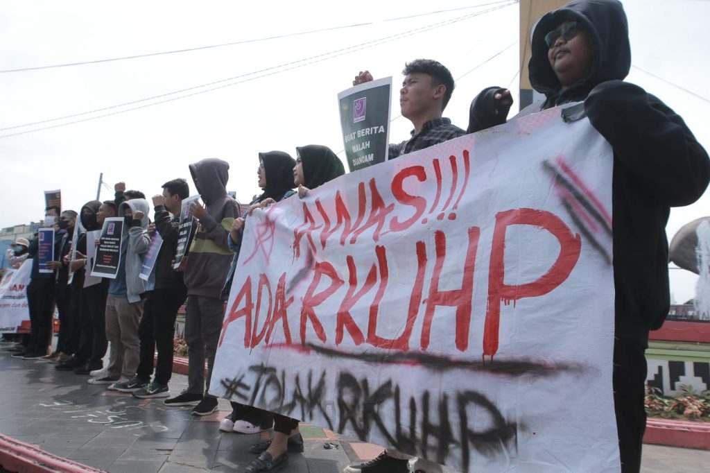 SMSI Bandar Lampung Gelar Diskusi tentang Ancaman KUHP terhadap Kinerja Jurnalis