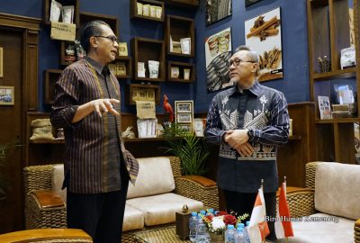 Zulkifli Hasan Resmikan Ruang Displai Produk Ekspor Indonesia di KBRI Kairo