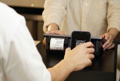 Indonesia-Singapura Kerja Sama Pembayaran Berbasis Kode QR